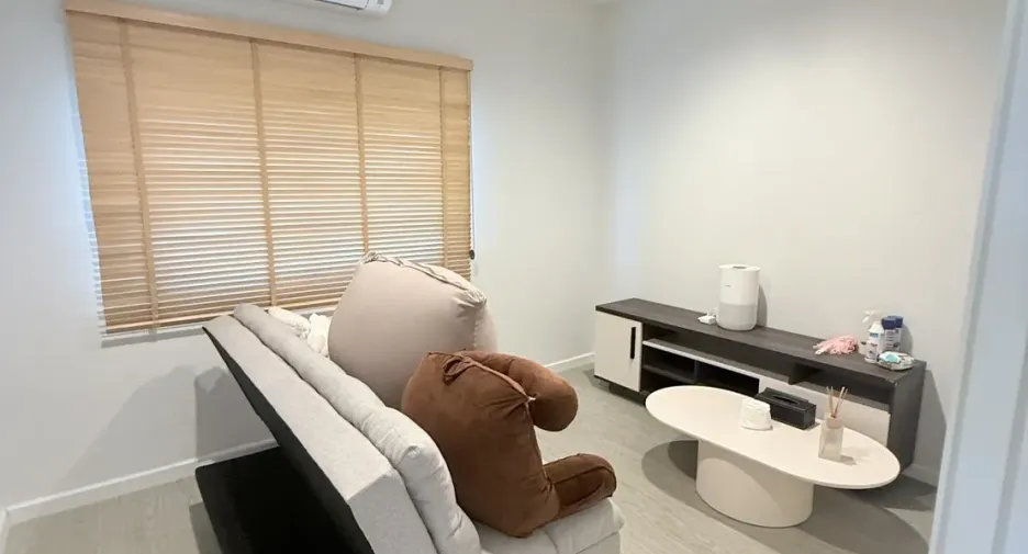 ขาย และ ให้เช่า 4 ห้องนอน บ้านเดี่ยว ใน คันนายาว, กรุงเทพฯ