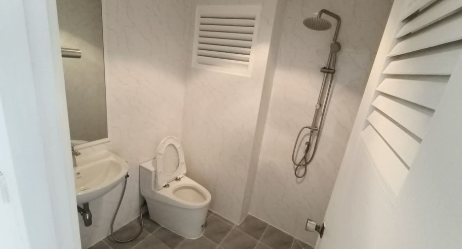 Wohnung zum Kauf mit 1 Zimmer in Bang Phlat, Bangkok