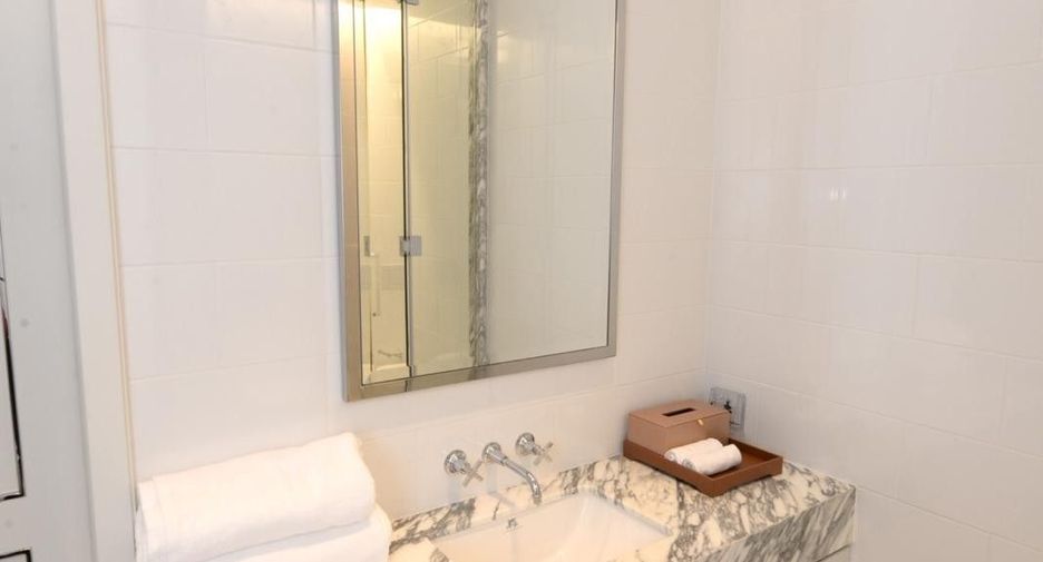 For sale 2 bedrooms condo in Sathon, Bangkok