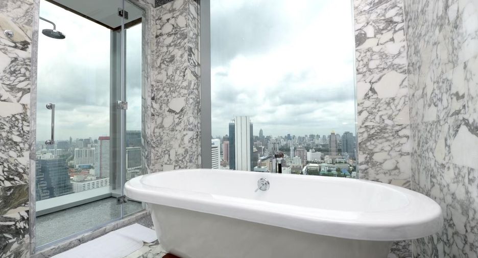 For sale 2 bedrooms condo in Sathon, Bangkok