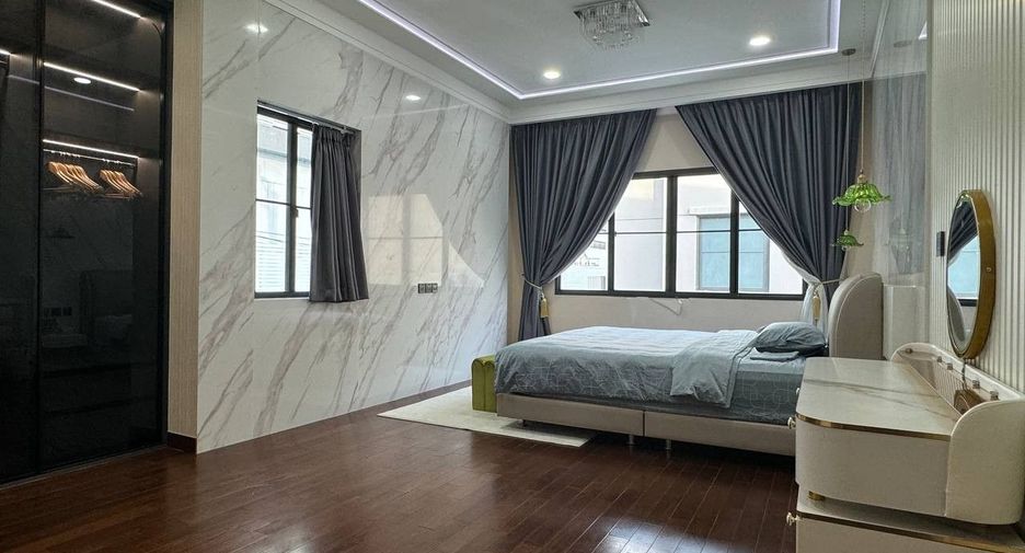 For rent そして for sale 5 ベッドルーム house in Mueang Samut Prakan, Samut Prakan