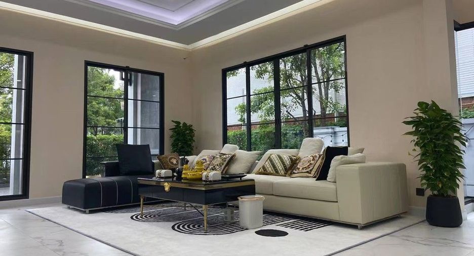 For rent そして for sale 5 ベッドルーム house in Mueang Samut Prakan, Samut Prakan