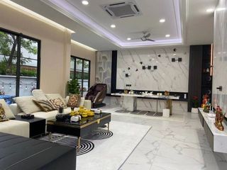 For sale and for rent 5 bedrooms house in Mueang Samut Prakan, Samut Prakan