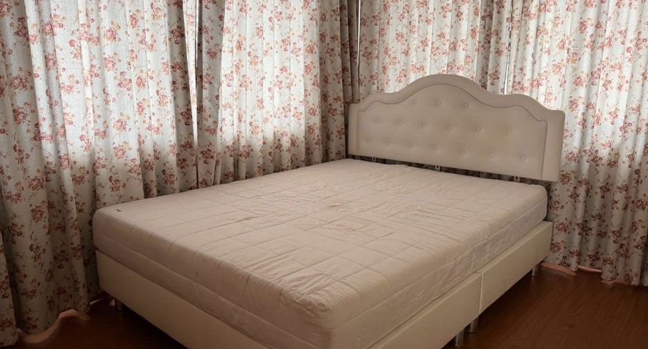 Haus zur Miete mit 6 Zimmer in Lat Krabang, Bangkok