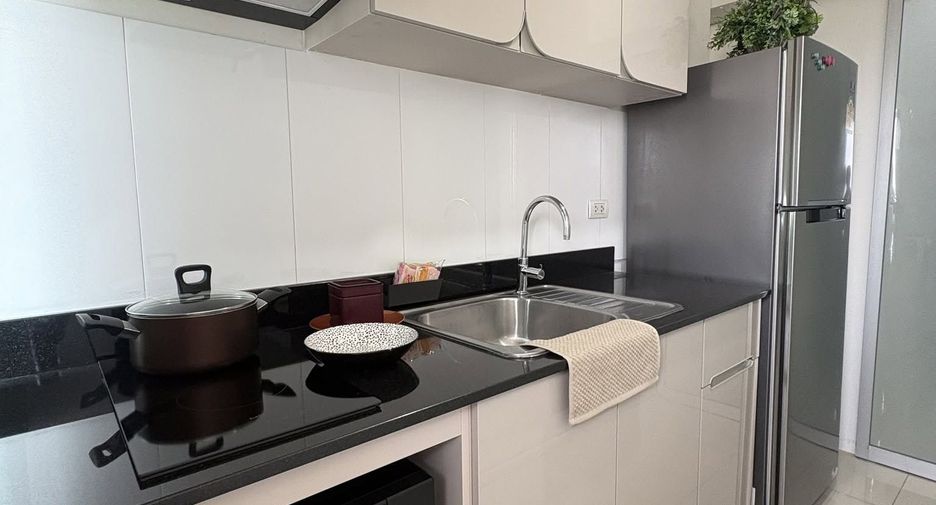 Condo en alquiler de 1 habitaciones en Khlong Toei, Bangkok