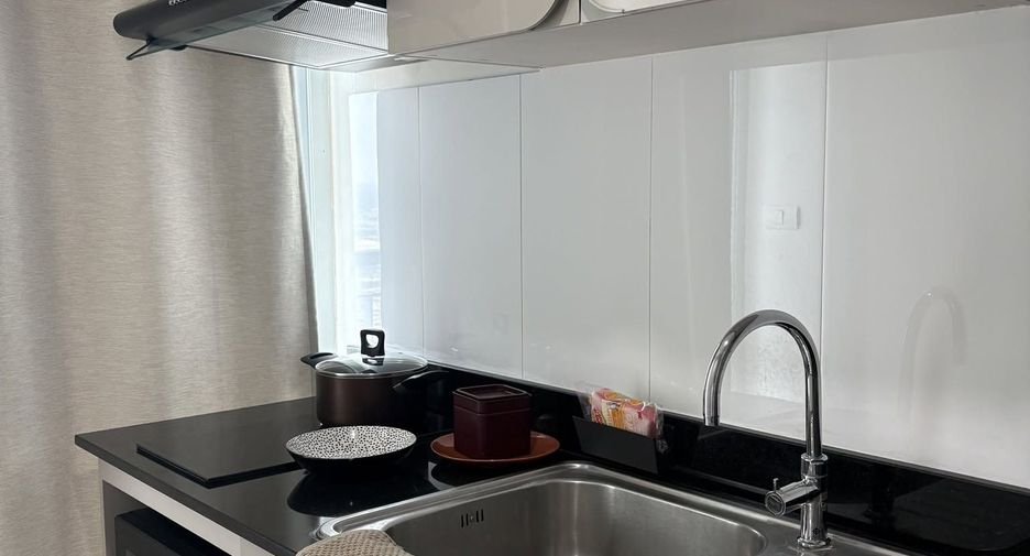 Condo en alquiler de 1 habitaciones en Khlong Toei, Bangkok