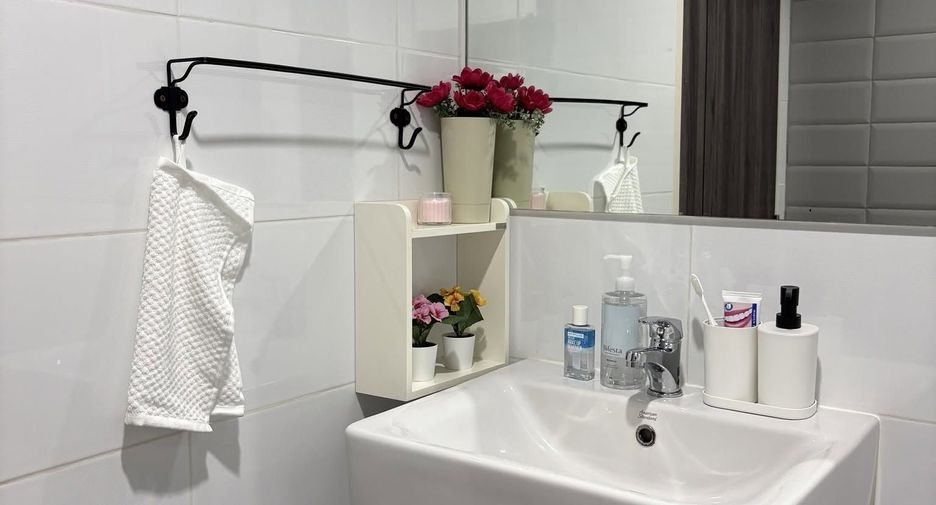 Condo en alquiler de 1 habitaciones en Khlong Toei, Bangkok