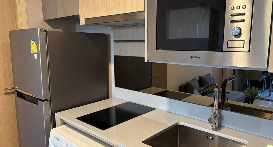 For rent 1 bed condo in Watthana, Bangkok