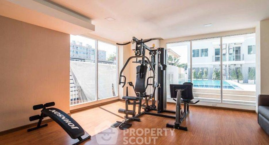 For sale 1 bed condo in Huai Khwang, Bangkok