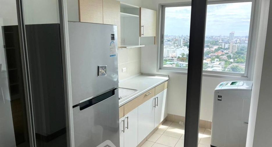 For sale 1 bed condo in Watthana, Bangkok
