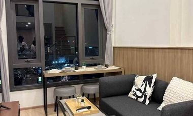 Wohnung zur Miete mit 2 Zimmer in Khlong Toei, Bangkok