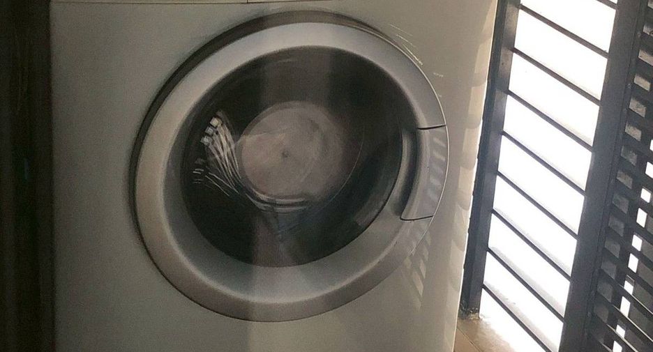 For sale 1 bed condo in Khlong Toei, Bangkok