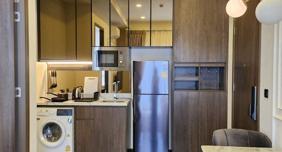 À louer 1 chambre condo à Watthana, Bangkok