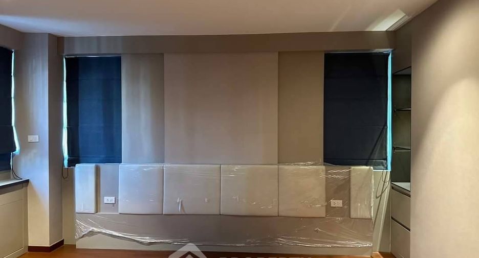 For sale 3 bedrooms condo in Pathum Wan, Bangkok