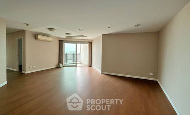 For sale 2 bedrooms condo in Huai Khwang, Bangkok