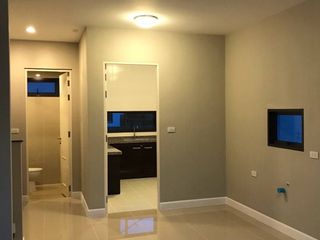 For sale 3 bedrooms house in Khlong Sam Wa, Bangkok