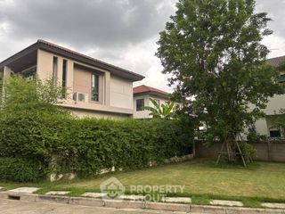 For sale 3 bedrooms house in Khlong Sam Wa, Bangkok