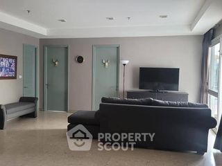 Продажа 3 спальни кондо в Кхлонг Тоеи, Бангкок