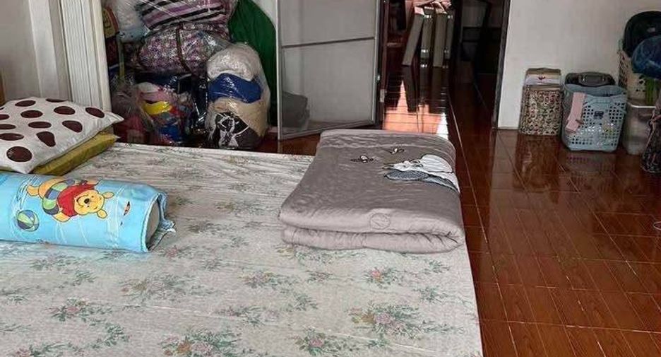 Продажа 2 спальни таунхаус в Mueang Chon Buri, Чонбури