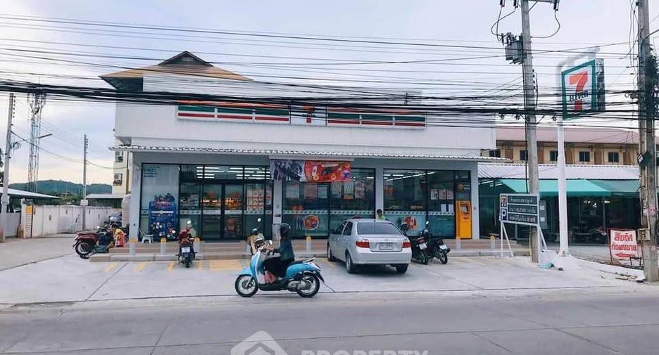 Продажа 2 спальни таунхаус в Mueang Chon Buri, Чонбури