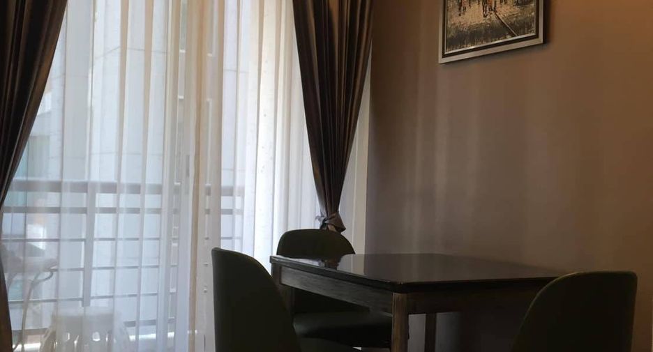 Wohnung zur Miete und zum Kauf mit 3 Zimmer in Phra Khanong, Bangkok