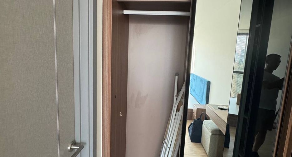 For sale 1 bed condo in Watthana, Bangkok