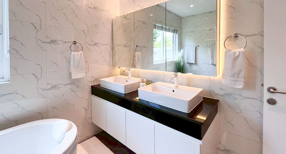 Villa zum Kauf mit 3 Zimmer in Hua Hin, Prachuap Khiri Khan