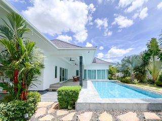 À vendre 3 chambres villa à Hua Hin, Prachuap Khiri Khan