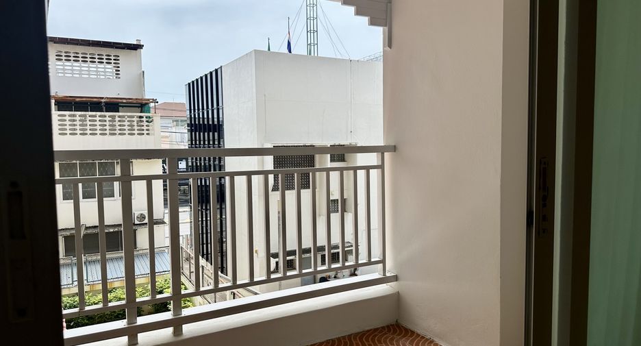 For sale 3 bedrooms condo in Hua Hin, Prachuap Khiri Khan