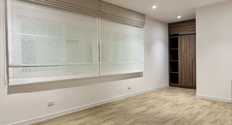 For sale 3 bedrooms condo in Hua Hin, Prachuap Khiri Khan