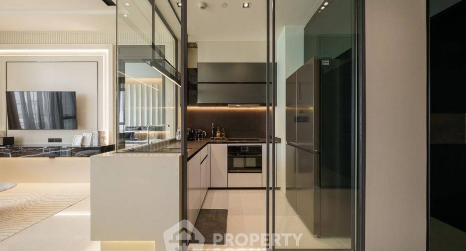 For rent and for sale 2 bedrooms condo in Watthana, Bangkok