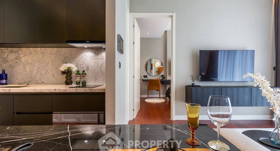 For rent and for sale 1 bed condo in Watthana, Bangkok