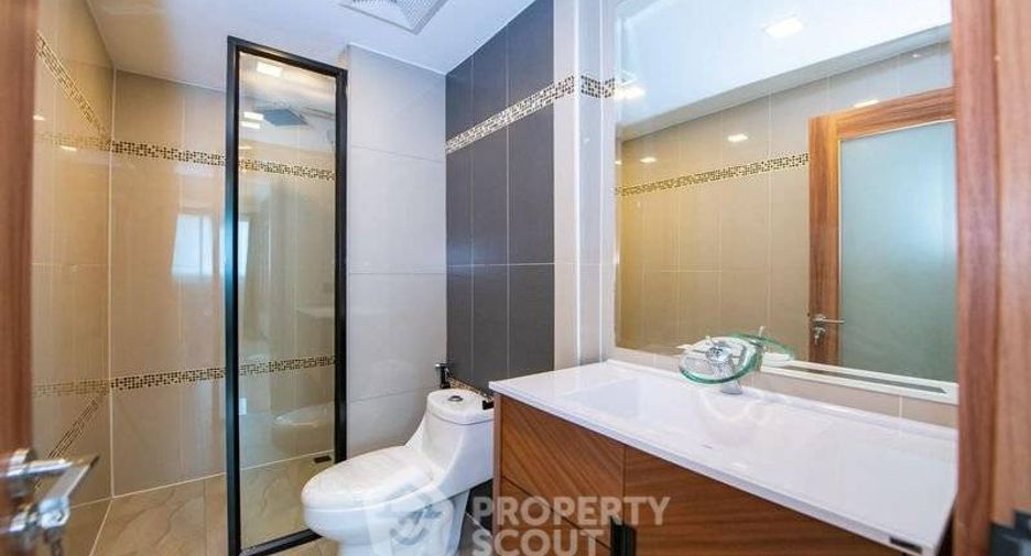 À vendre 2 chambres condo à Jomtien, Pattaya