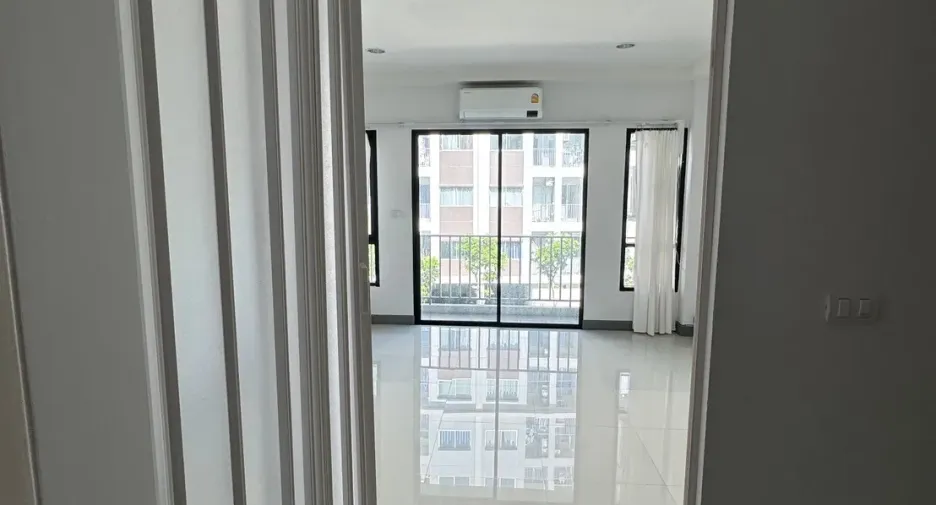 ให้เช่า 5 ห้องนอน พื้นที่ค้าปลีก ใน บางแค, กรุงเทพฯ
