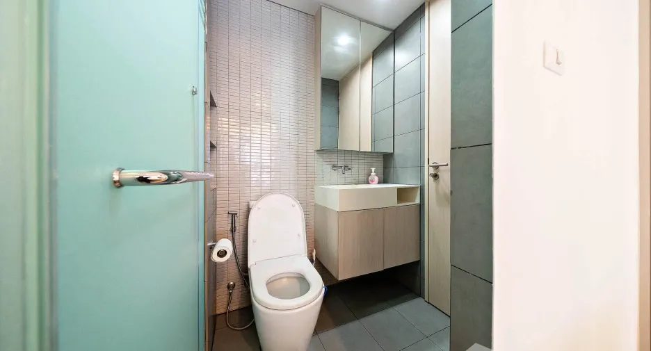 For rent and for sale 1 bed condo in Phaya Thai, Bangkok