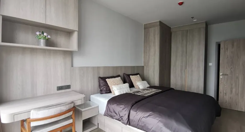 For rent 1 bed condo in Sathon, Bangkok