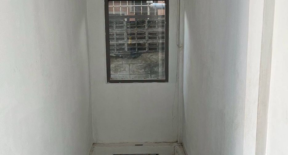 Local comercial en alquiler de 2 habitaciones en Mueang Phuket, Phuket