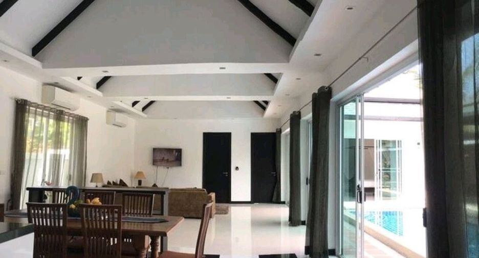 Villa en venta y en alquiler de 3 habitaciones en Kathu, Phuket