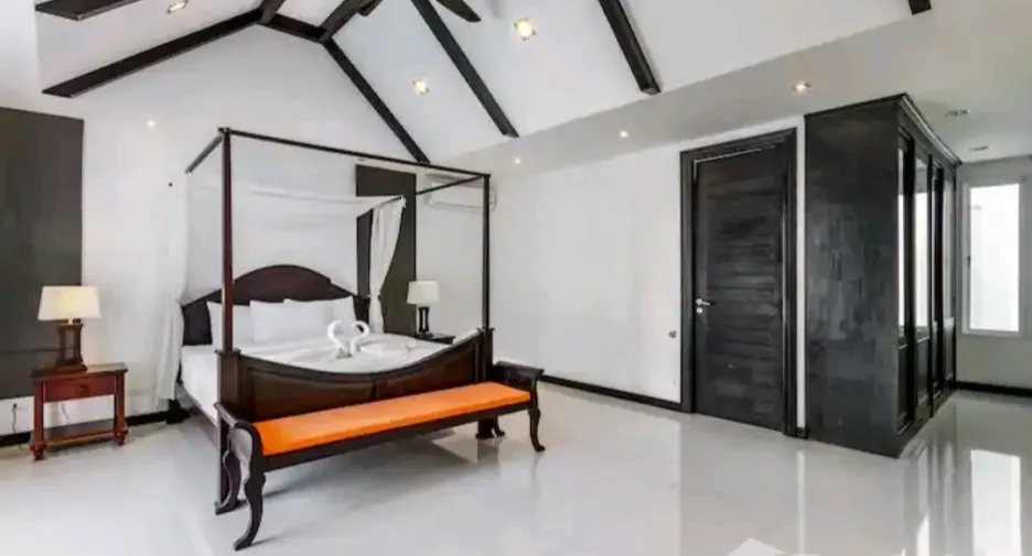 Villa en venta y en alquiler de 3 habitaciones en Kathu, Phuket