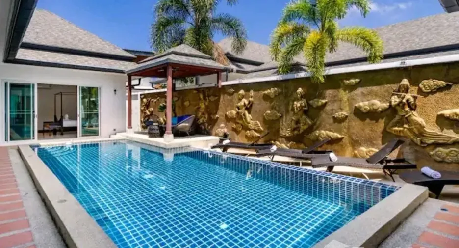 Villa en venta y en alquiler de 3 habitaciones en Kathu, Phuket