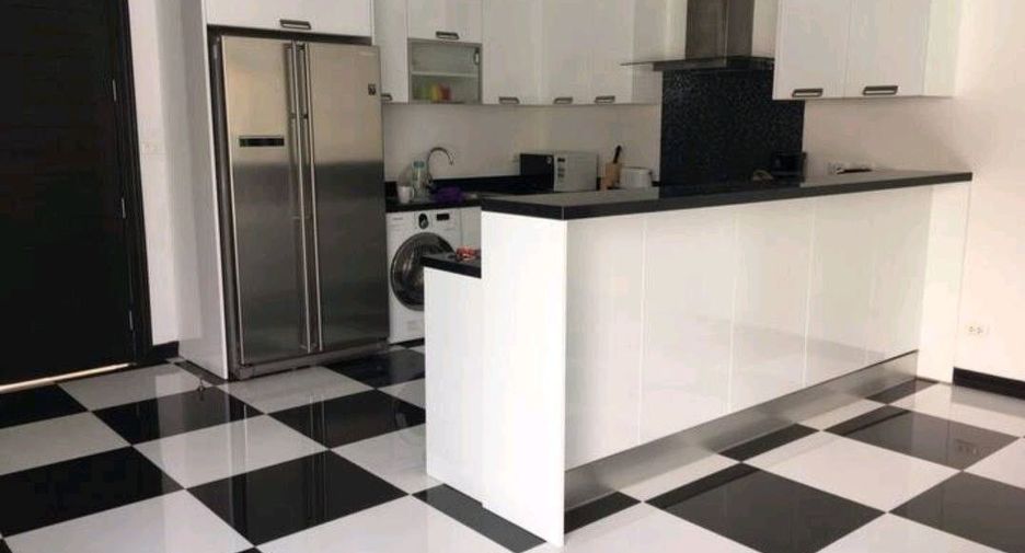 Villa en venta y en alquiler de 3 habitaciones en Kathu, Phuket