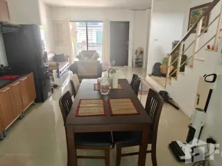 出售 3 卧室 联排别墅 在 Suan Luang, 曼谷