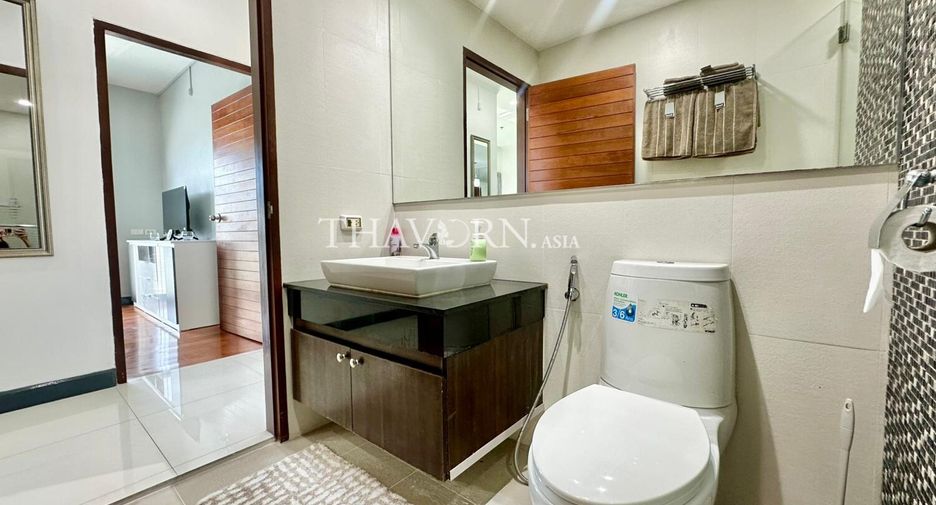 À vendre 2 chambres condo à Pratumnak, Pattaya