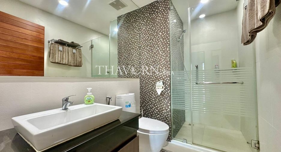 À vendre 2 chambres condo à Pratumnak, Pattaya