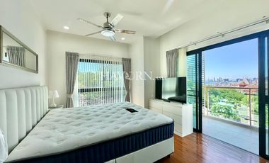 À vendre 2 chambres condo à Pratumnak, Pattaya