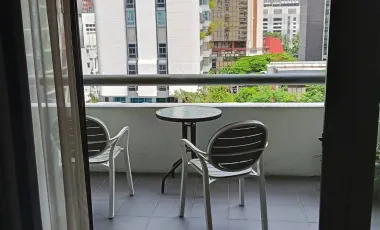 Wohnung zur Miete mit 2 Zimmer in Pathum Wan, Bangkok