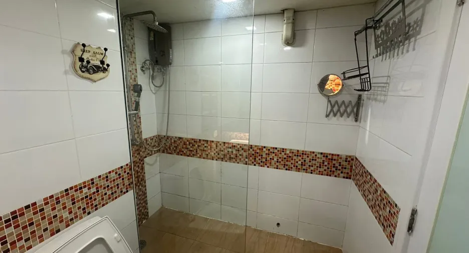 For rent 2 bedrooms condo in Bang Rak, Bangkok