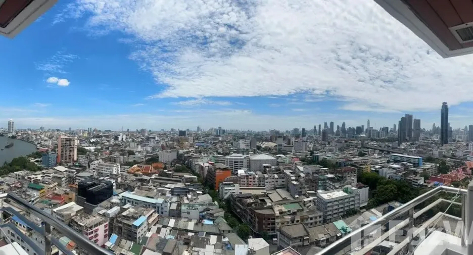 For rent 2 bedrooms condo in Bang Rak, Bangkok