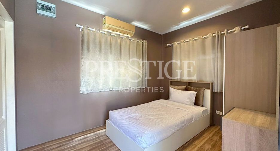 For sale 4 bedrooms house in Bang Lamung, Chonburi