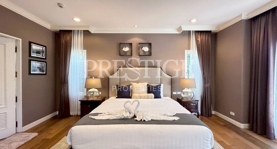 For sale 4 bedrooms house in Bang Lamung, Chonburi